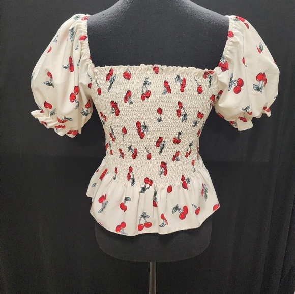 SHEIN Cherry Print Buff Sleeve On Or Off The Shoulder Top With Cherry Earrings - Picture 3 of 13